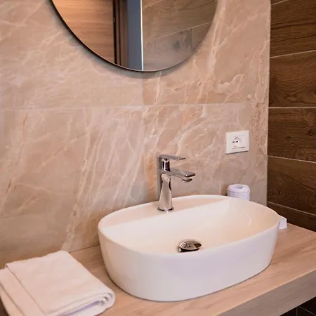 Lm Crosia Frühstückspension